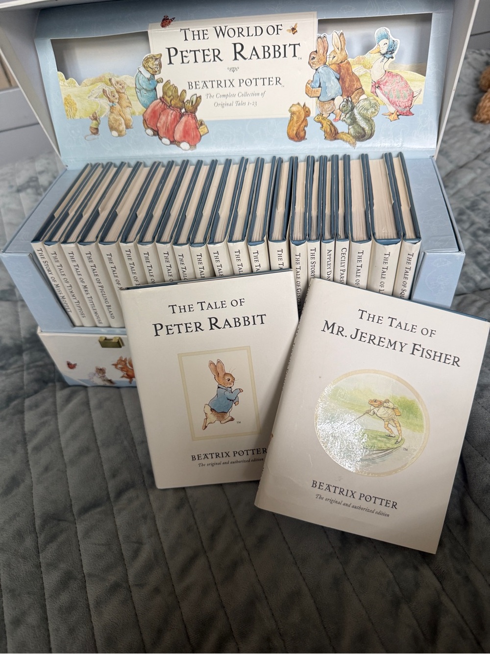 Beatrix Potter Peter Rabbit 23 Book Box Set 2002 - Picture 3 of 7